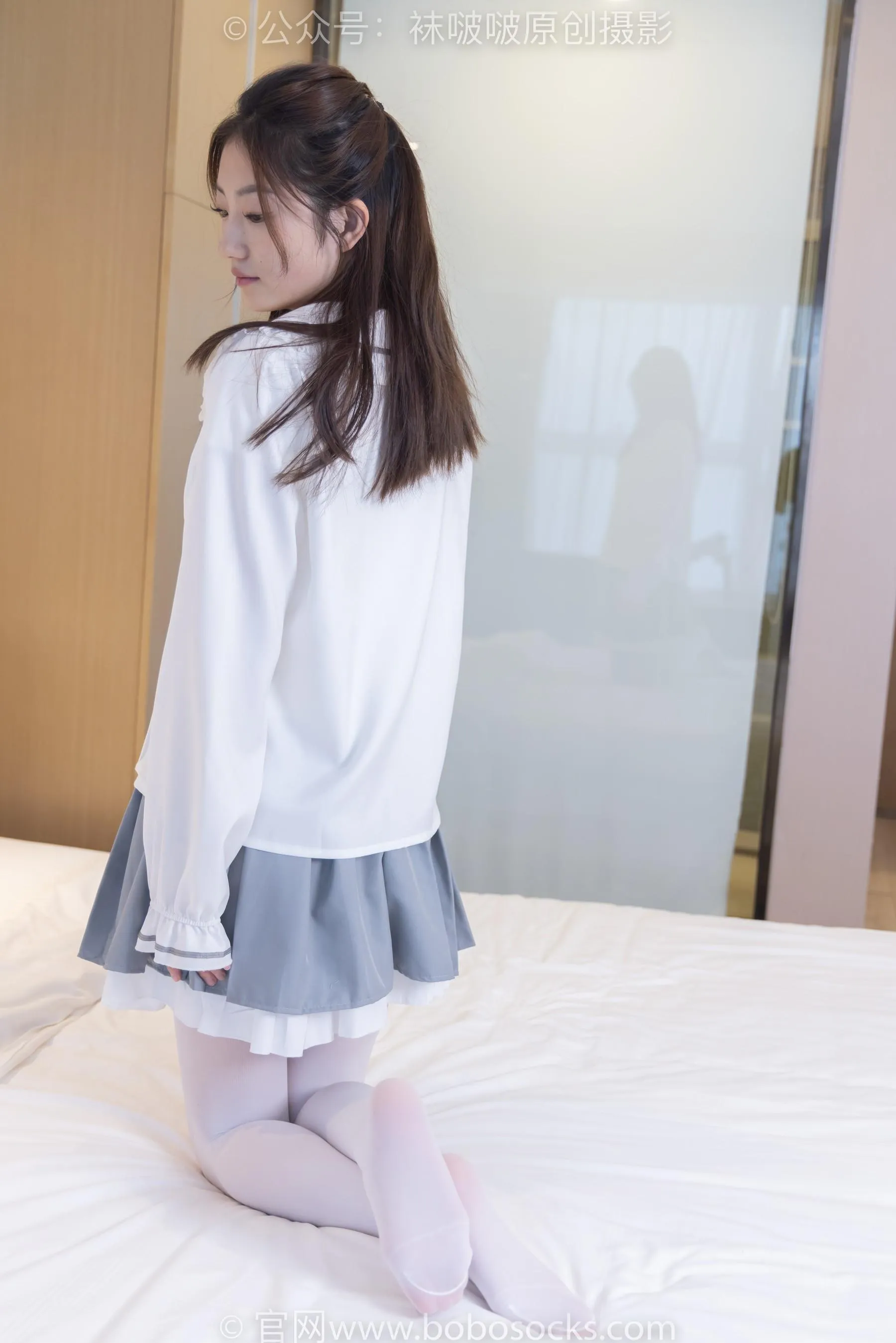 [BoBoSocks袜啵啵]NO.211 小沫-高跟鞋、厚白丝[23] [53P]插图6